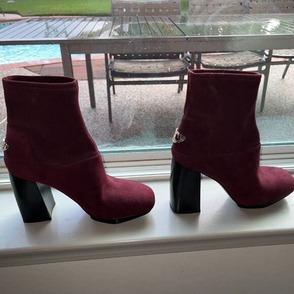 Tory Birch Purple Boot Size 8 - Picture 2 of 3